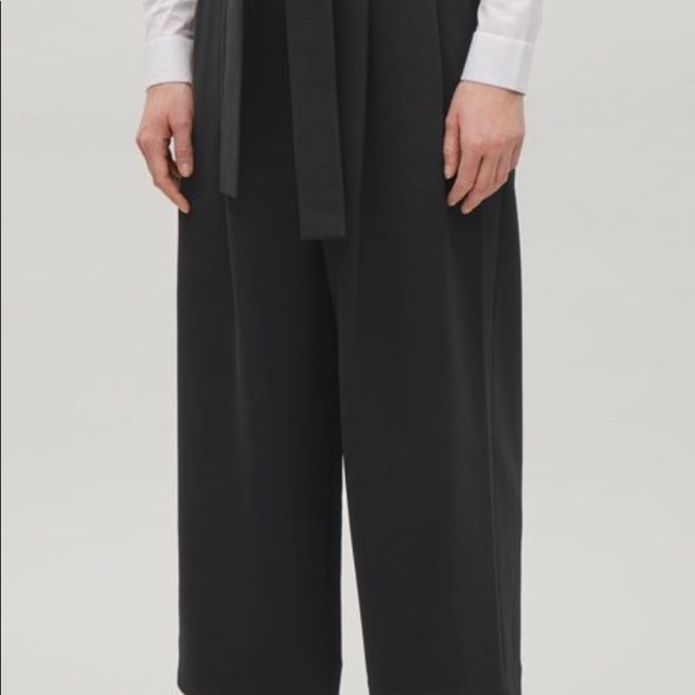 COS Belted High-Waist Trousers - Navy